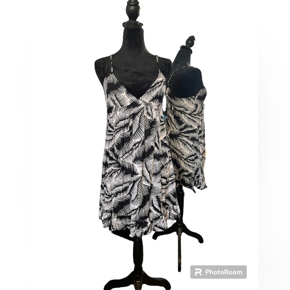 Volcom stay palm dress XS NWOT - Picture 2 of 8